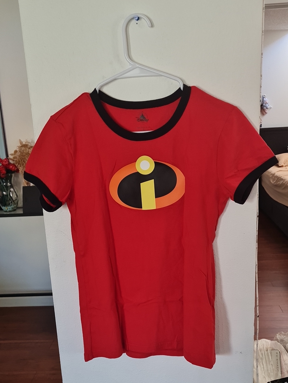💥3for$15💥Disney Red & Black Incredibles Tee